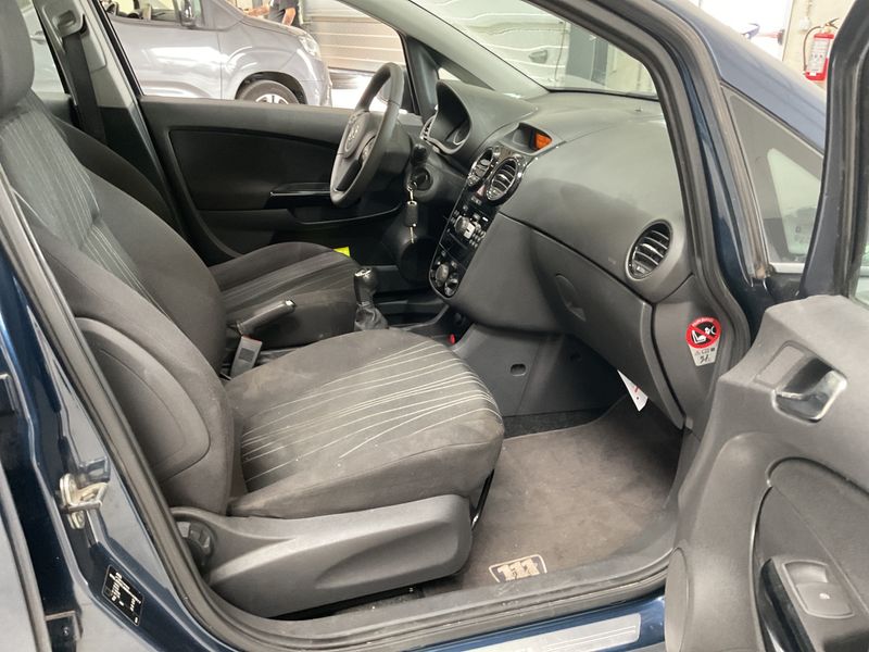 Opel Corsa 1.2 Edition "111 Jahre" 2011 – снимка 3