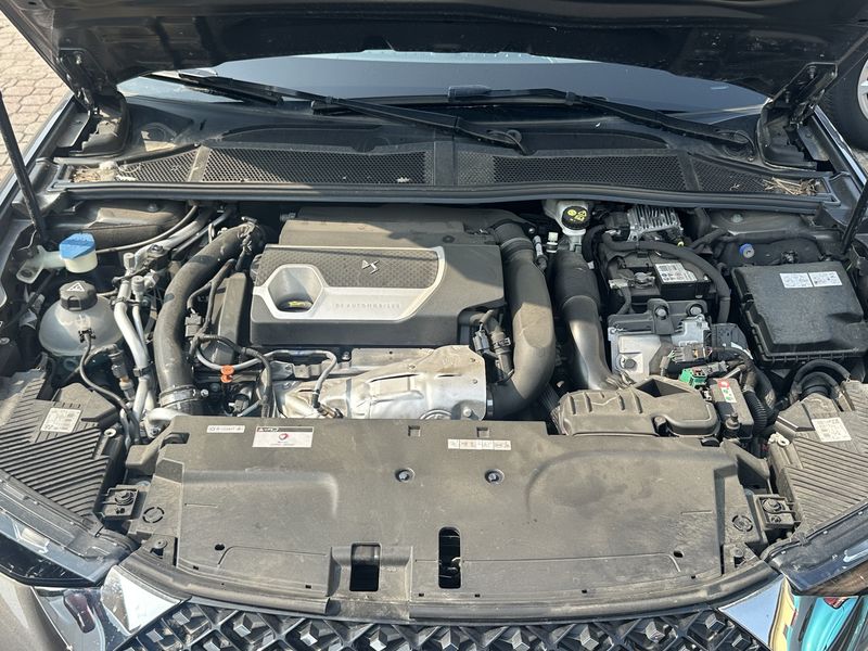DS Automobiles DS4 1.6 E-Tense Hybrid Trocadero — zdjęcie 8