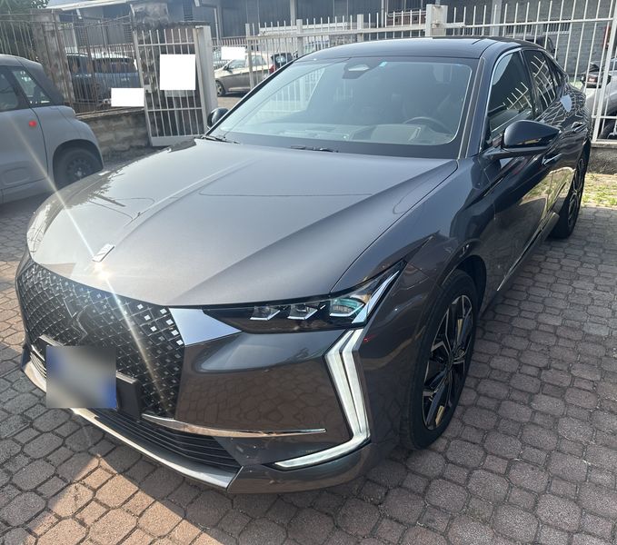 DS Automobiles DS4 1.6 E-Tense Hybrid Trocadero