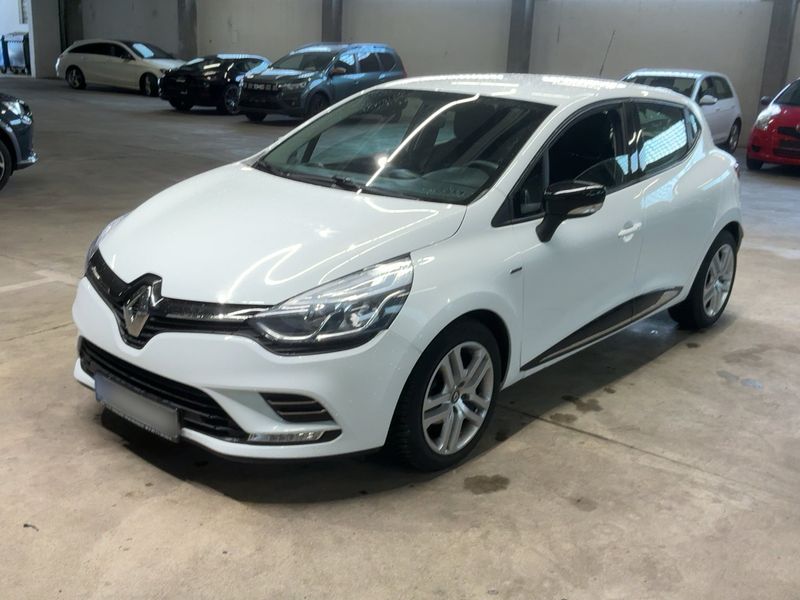 Renault Clio 1.2 Limited — zdjęcie 1