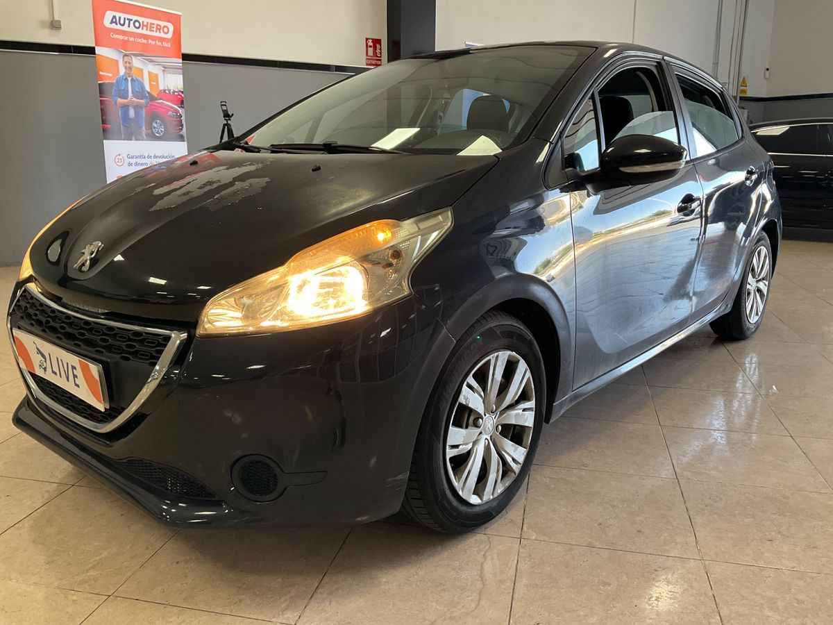 Peugeot 208 2013