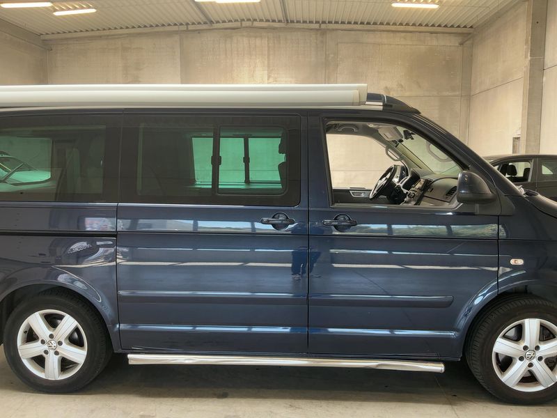 Volkswagen T5 California 2.0 TDI Comfortline Aufstelldach 4Motion — zdjęcie 7