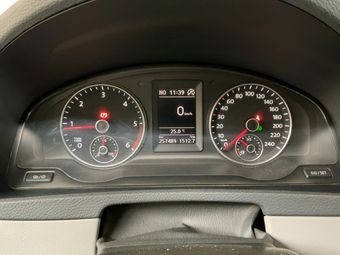 Volkswagen T5 California 2.0 TDI Comfortline Aufstelldach 4Motion — zdjęcie 13