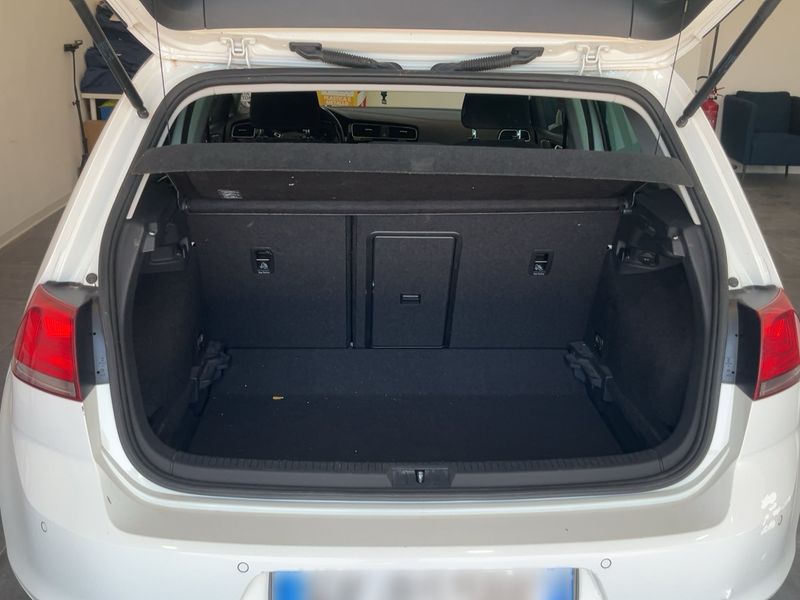 Volkswagen Golf VII 1.6 TDI Allstar BlueMotion Tech 2016 – снимка 15