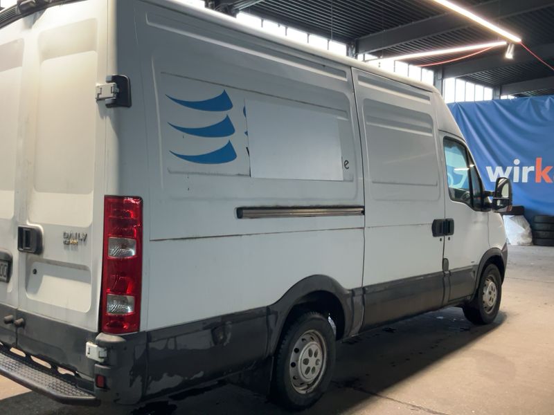 Iveco Daily 2.3 Diesel GKa 35 S Radstand 3300 — zdjęcie 6