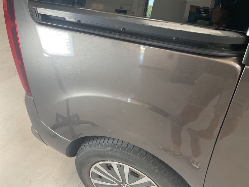 Peugeot Partner 1.2 PureTech Style 2017 – снимка 22