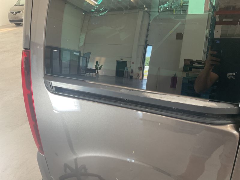 Peugeot Partner 1.2 PureTech Style 2017 – снимка 23