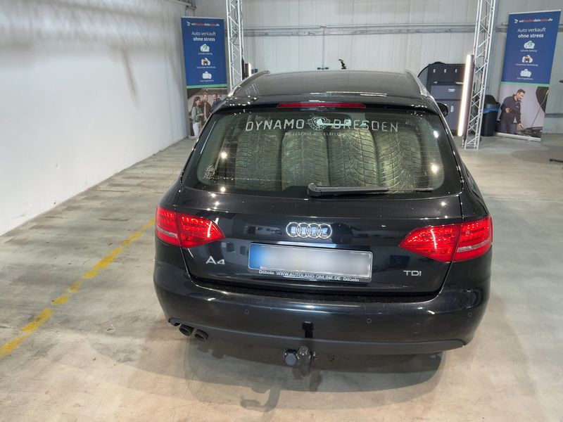 Audi A4 2.0 TDI Ambition 2011 – снимка 7