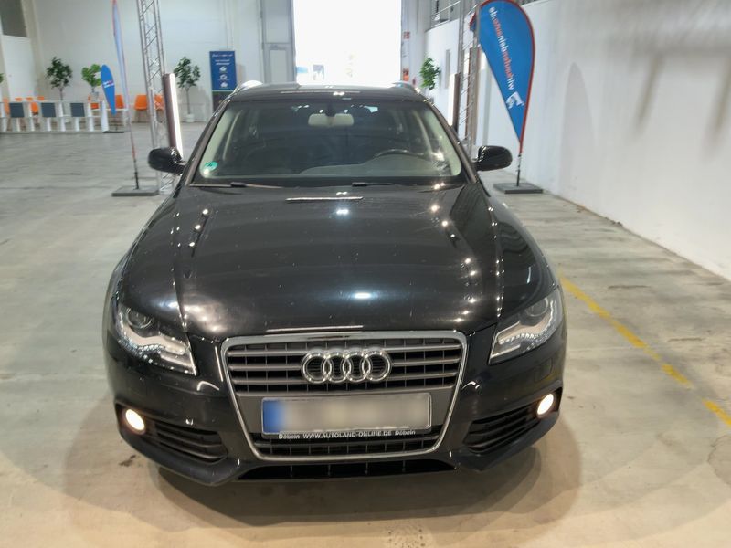 Audi A4 2.0 TDI Ambition 2011 – снимка 14
