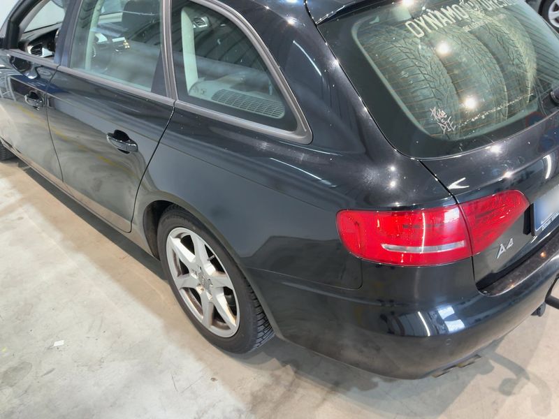 Audi A4 2.0 TDI Ambition 2011 – снимка 6
