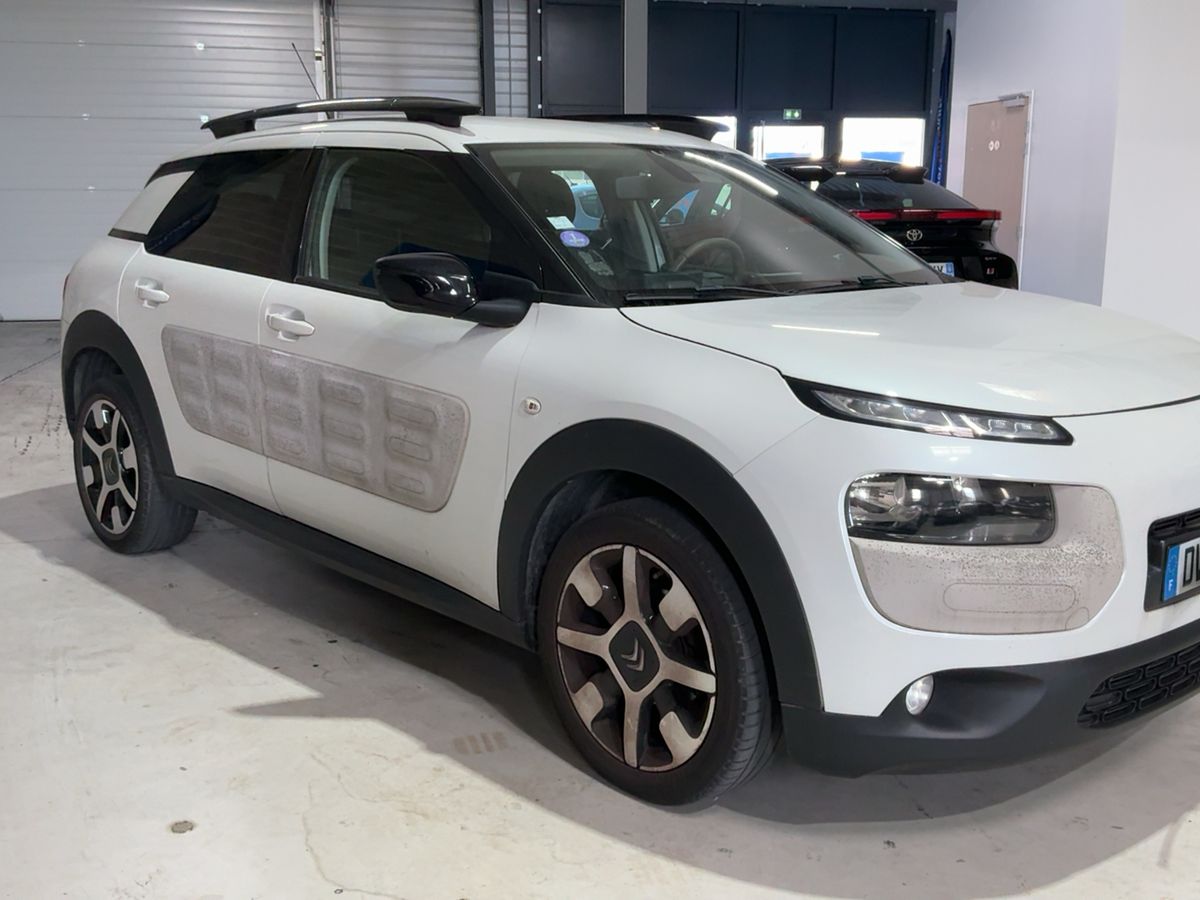 Citroen C4 2015 — photo 13