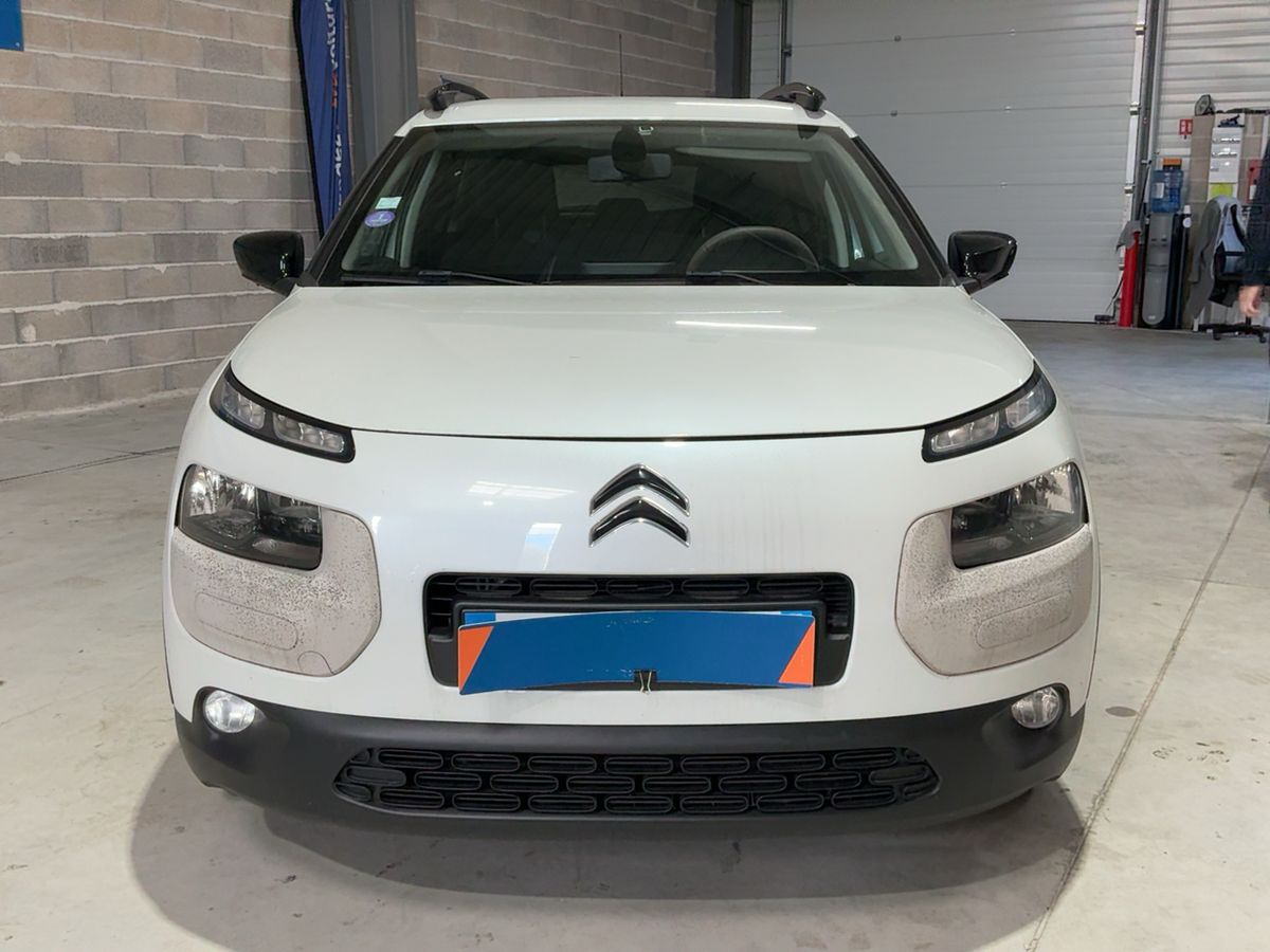 Citroen C4 2015 — photo 15