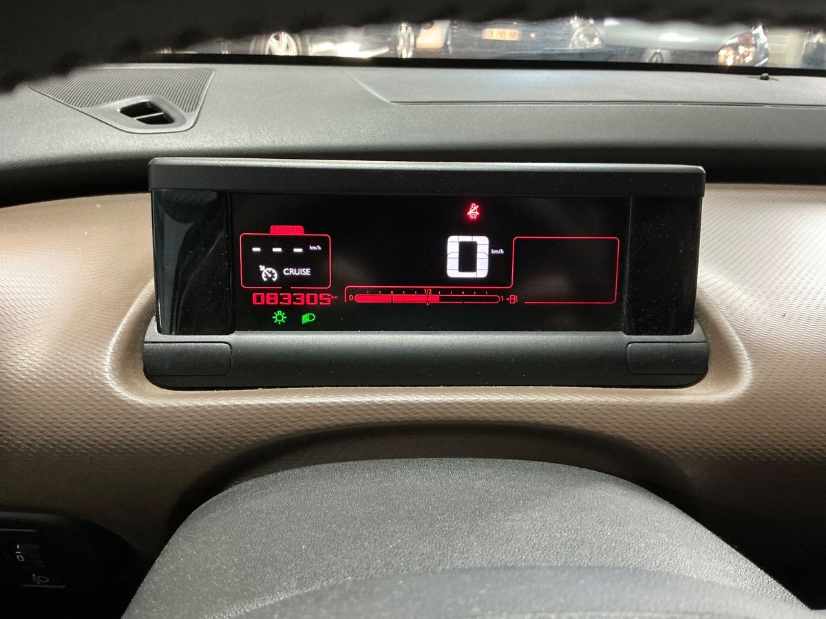Citroen C4 2015 — photo 19