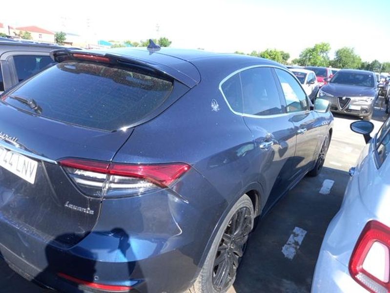 Maserati Levante 3.0 V6 TwinTurbo Gran Sport Q4 — zdjęcie 5