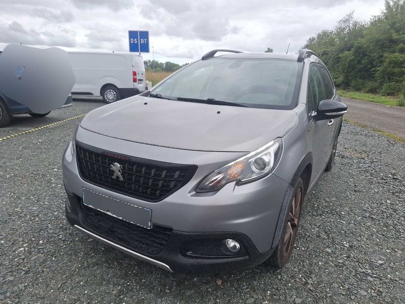 Peugeot 2008 1.2 e-THP GT Line — zdjęcie 1