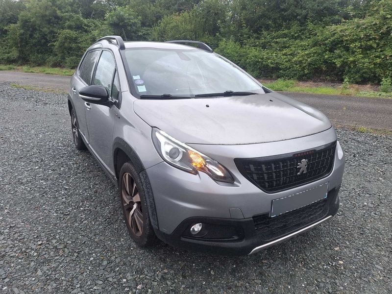 Peugeot 2008 1.2 e-THP GT Line — zdjęcie 6