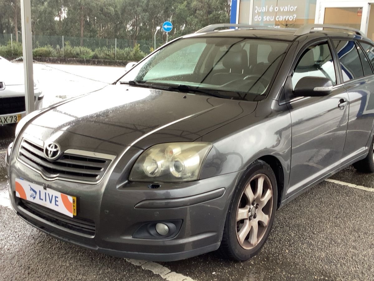 Toyota Avensis 2.0 D-4D Sol