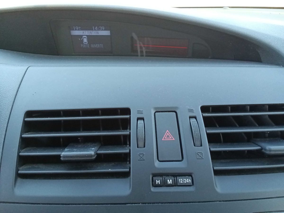 Mazda 3 2010 — photo 78