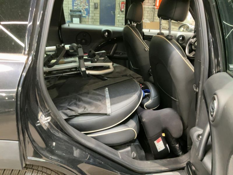 MINI Countryman Cooper SD ALL4 — zdjęcie 14