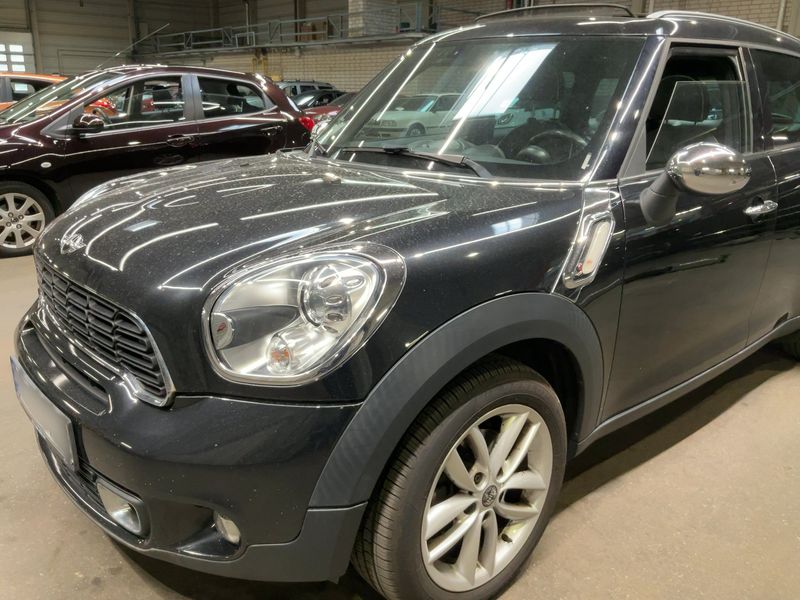 MINI Countryman Cooper SD ALL4 — zdjęcie 2