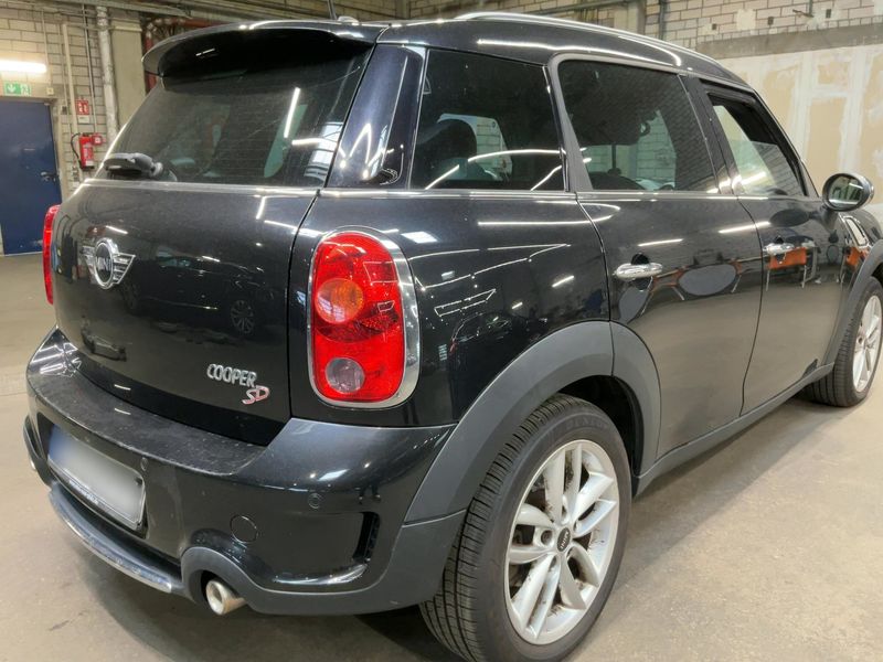 MINI Countryman Cooper SD ALL4 — zdjęcie 6