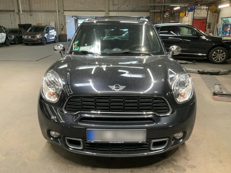 MINI Countryman Cooper SD ALL4 — zdjęcie 9
