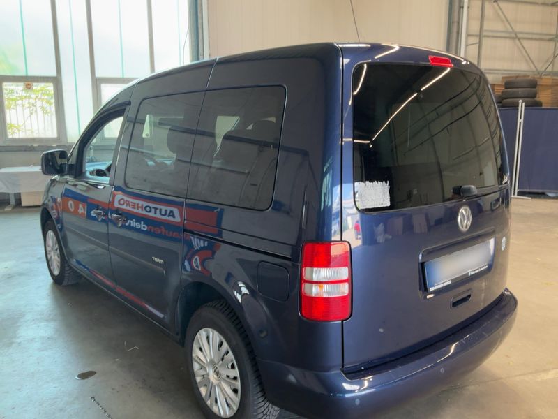 Volkswagen Caddy 1.6 TDI Team — zdjęcie 3