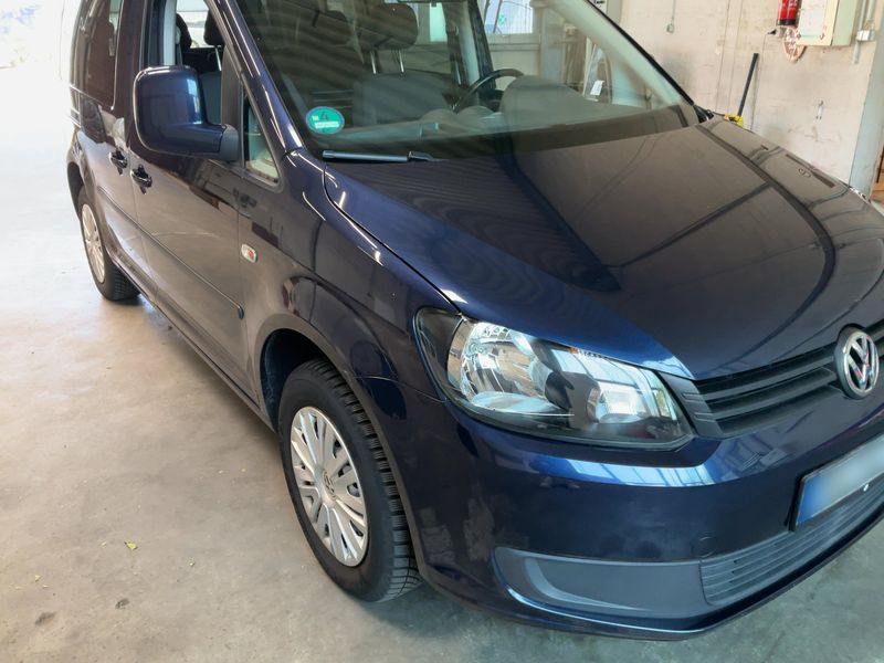 Volkswagen Caddy 1.6 TDI Team — zdjęcie 8