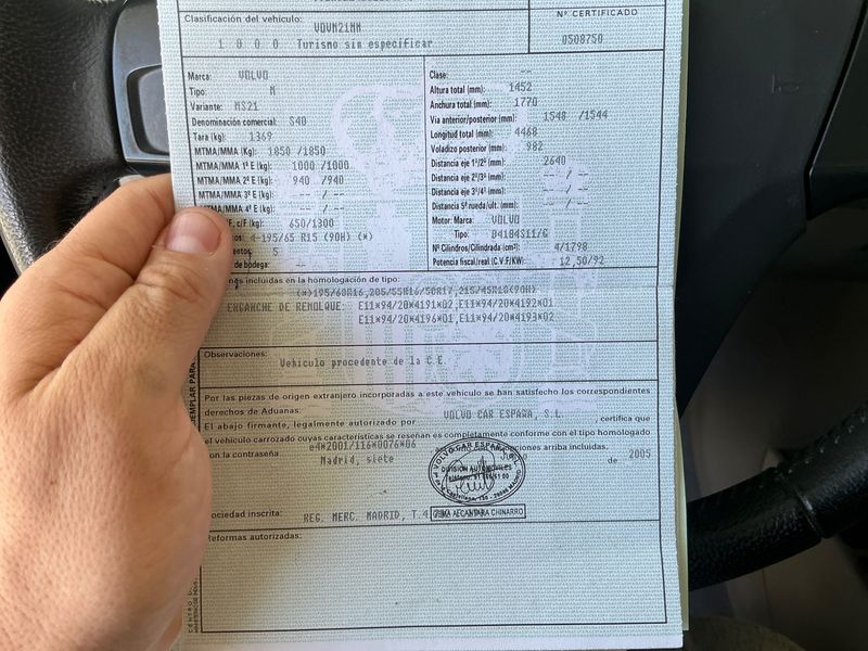 Volvo S40 1.8 Kinetic — zdjęcie 6
