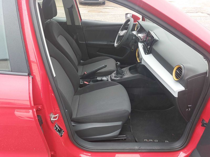 Seat Arona 1.0 TGI Reference — zdjęcie 10