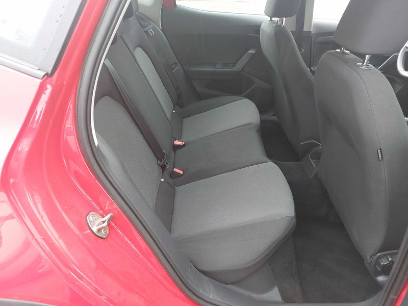 Seat Arona 1.0 TGI Reference — zdjęcie 13