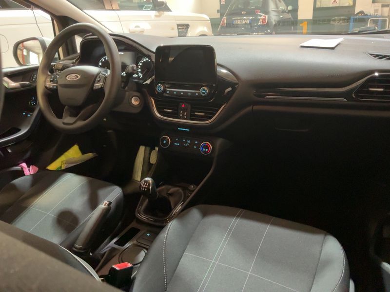 Ford Fiesta 1.1 Plus — zdjęcie 12