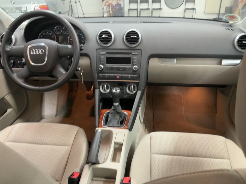 Audi A3 Sportback 1.4 TFSI Ambiente — zdjęcie 12