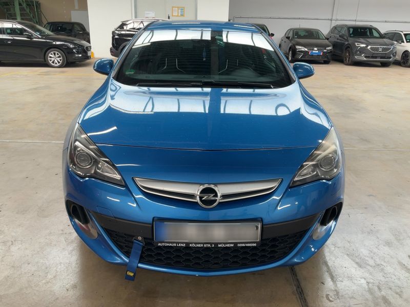 Opel Astra GTC 2.0 Turbo OPC — zdjęcie 9