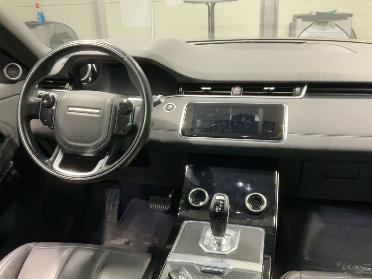 Land Rover 2019 — photo 19