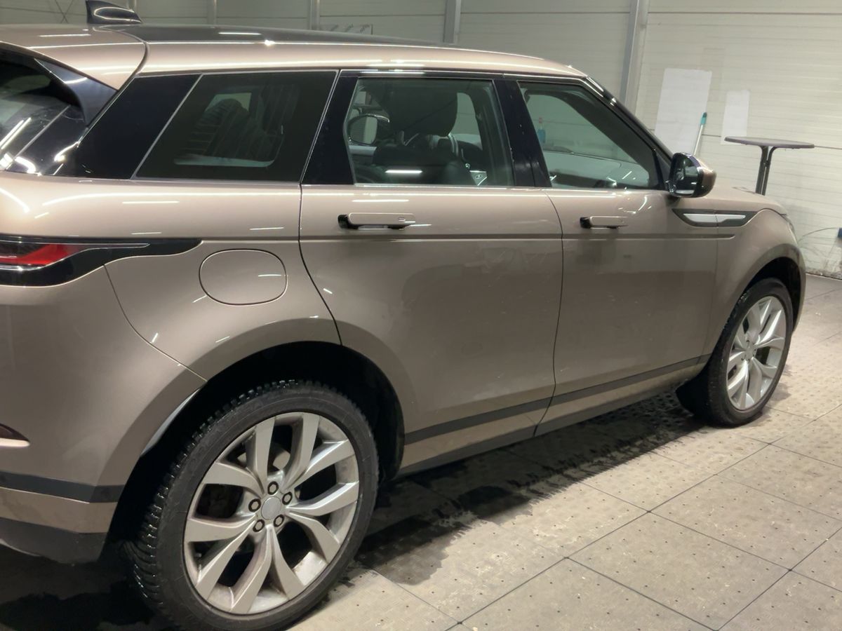 Land Rover 2019 — photo 9
