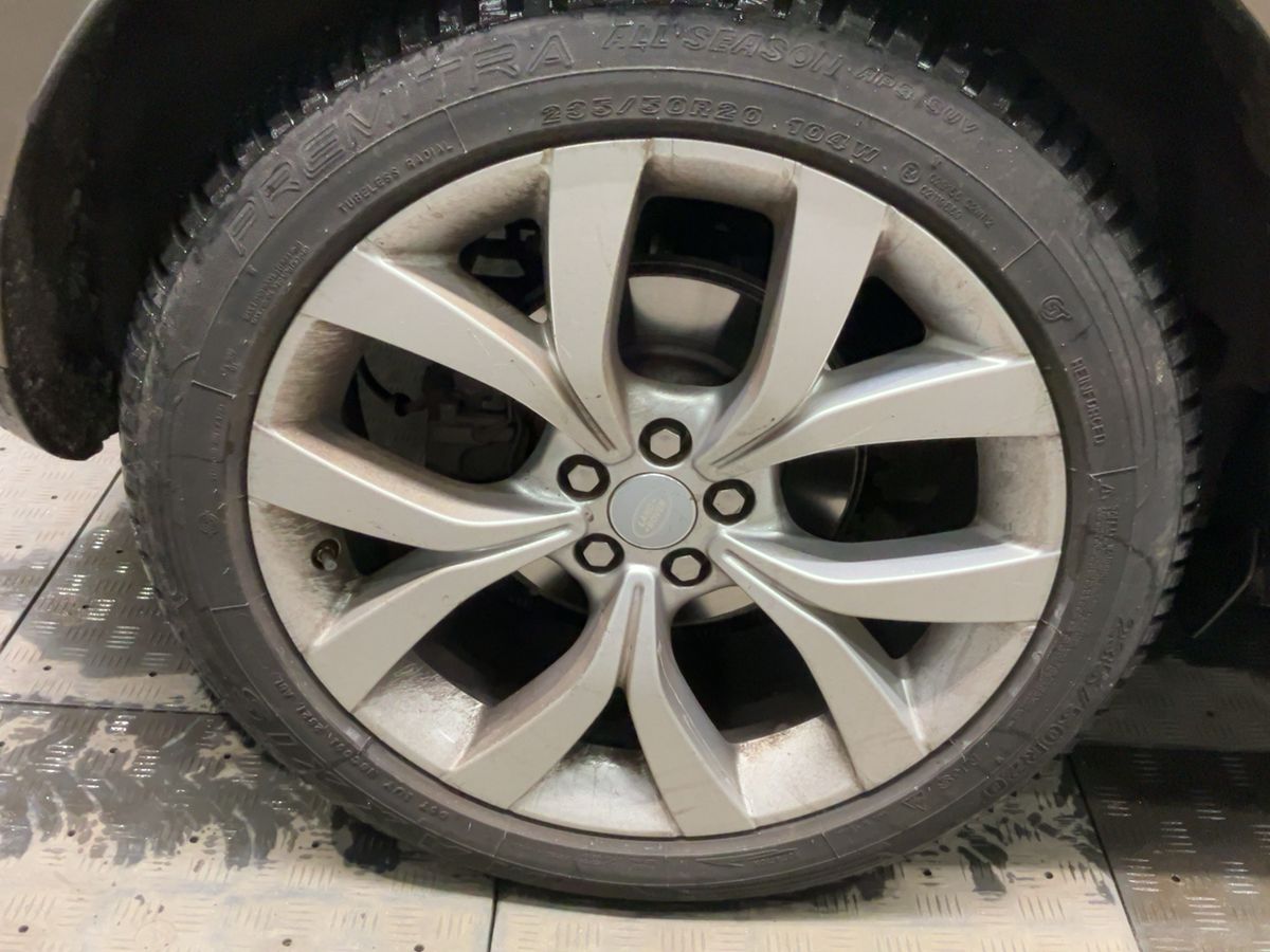 Land Rover 2019 — photo 10