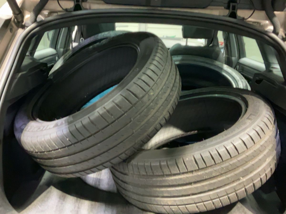 Land Rover 2019 — photo 17