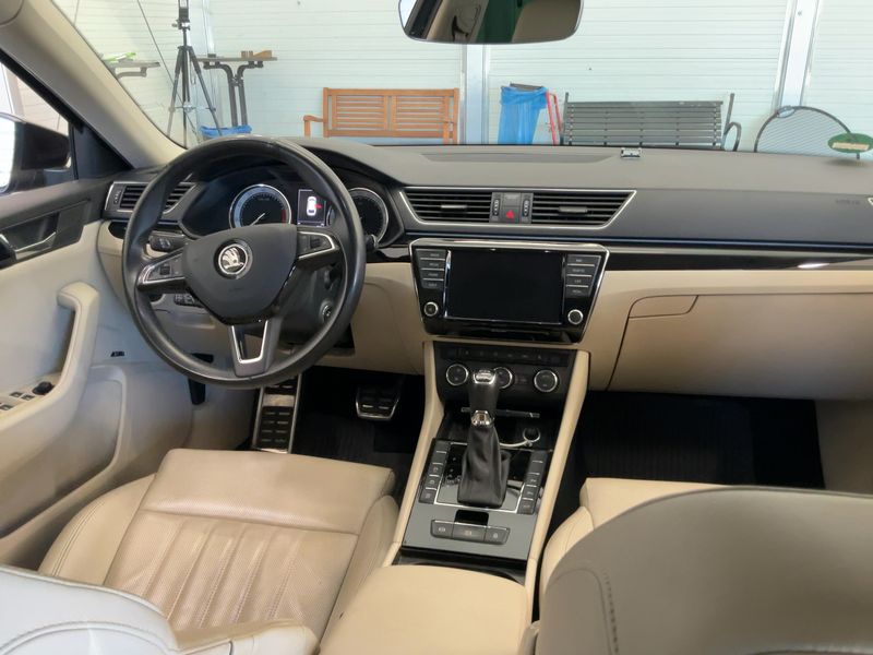 Skoda Superb 2.0 TSI Laurin & Klement 4x4 2016 – снимка 18