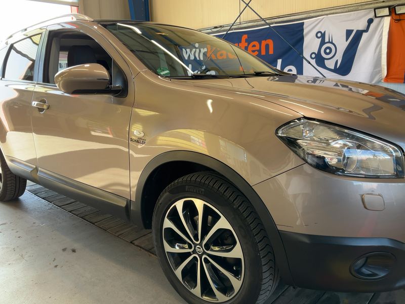 Nissan Qashqai 2.0 Tekna — zdjęcie 8