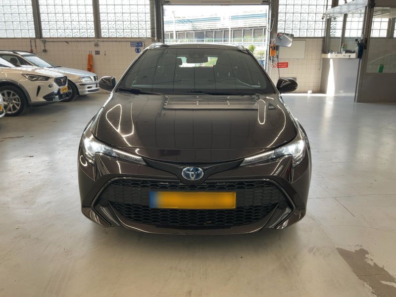 Toyota Corolla 1.8 Hybrid Active Drive — zdjęcie 9