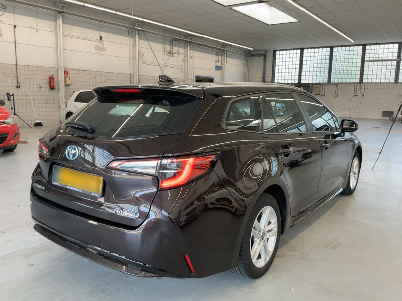 Toyota Corolla 1.8 Hybrid Active Drive — zdjęcie 6