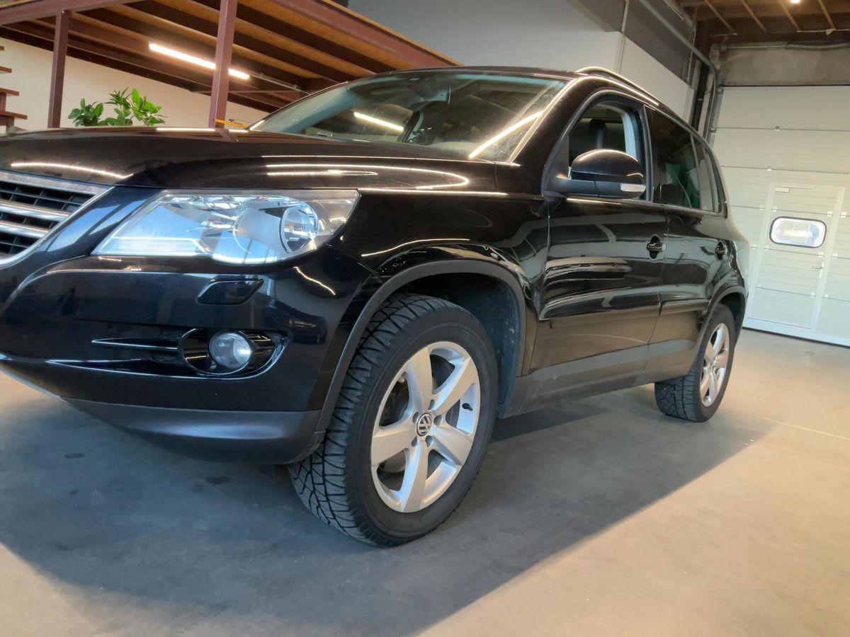 Volkswagen Tiguan 2.0 TSI Track & Field 4Motion