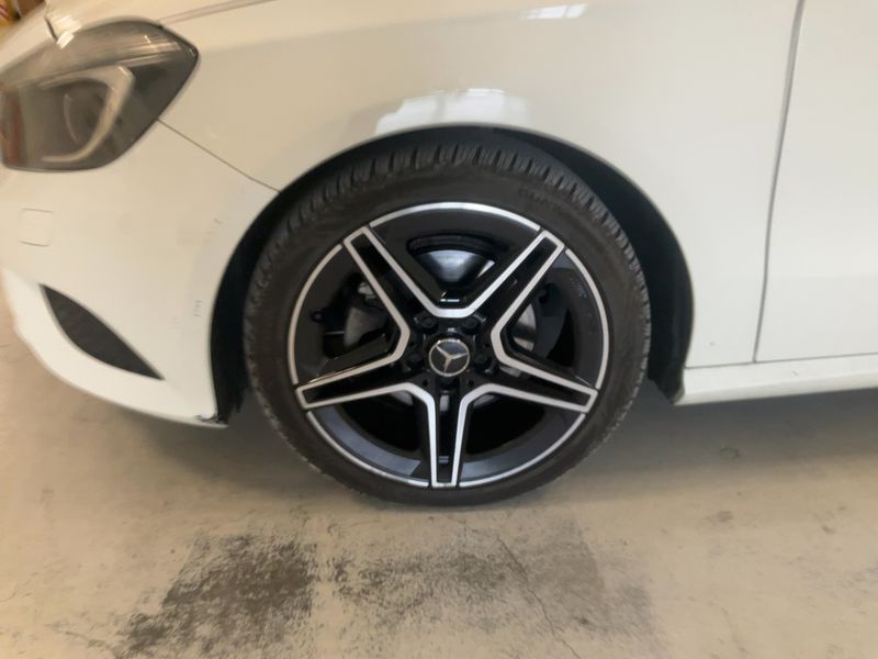 Mercedes-Benz A-Klasse A 200 CDI Urban 2015 – снимка 3