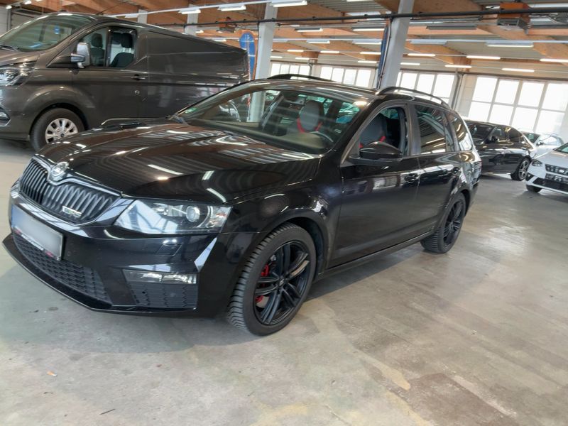 Skoda Octavia 2.0 TDI RS — zdjęcie 2