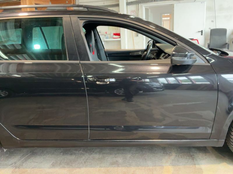 Skoda Octavia 2.0 TDI RS — zdjęcie 7