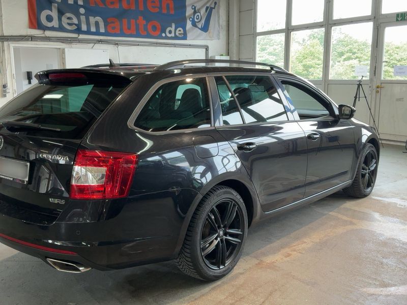 Skoda Octavia 2.0 TDI RS — zdjęcie 6