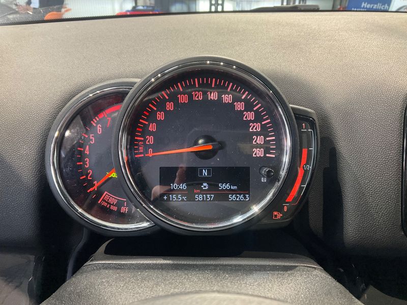 MINI Countryman Cooper — zdjęcie 13