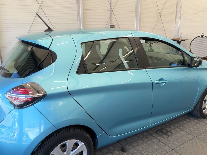 Renault Zoe electric drive 51 kW Life — zdjęcie 6