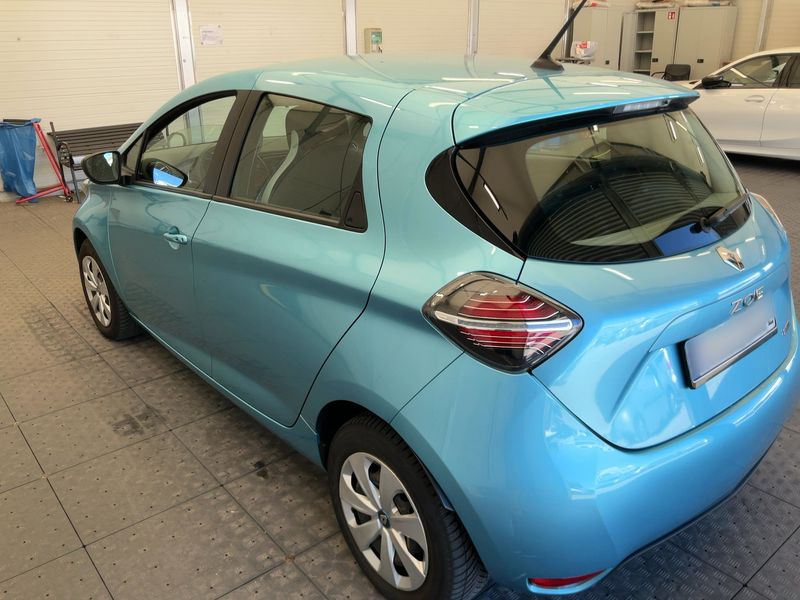 Renault Zoe electric drive 51 kW Life — zdjęcie 3